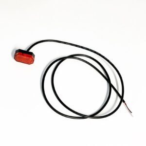 Luz trasera para guardabarros de 4 agujeros (3,7V)