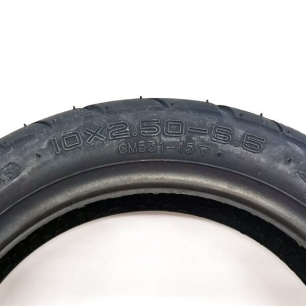 Neumático 10x2,5-6,5 Tubeless [CST]