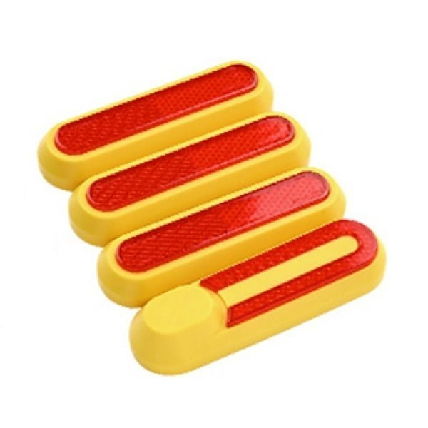 tapa-lateral-reflectante-patinete-xiaomi-amarillo.jpg Tapa Lateral Reflectante Para Patinete Xiaomi – pa color: amarilla